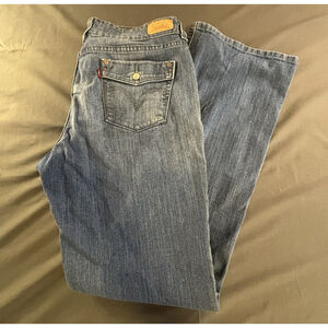 Levi’s 526‎ Slender Boot Jeans Women’s 10M Bootcut Stretch Denim